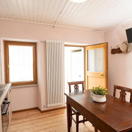 ベッド・アンド・ブレックファスト Casa Gemma 3*