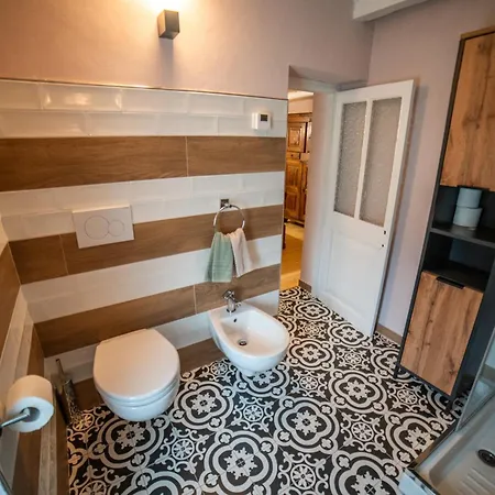 Casa Gemma 3*